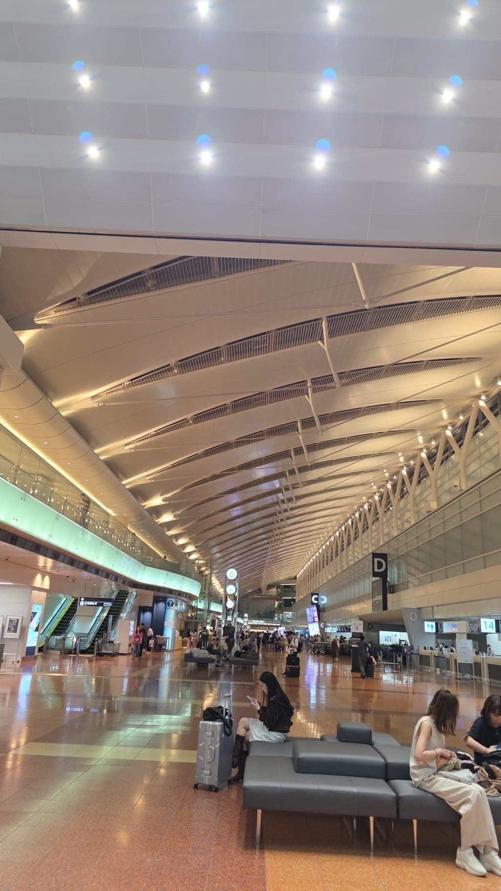 Haneda airport transfer to Tokyo